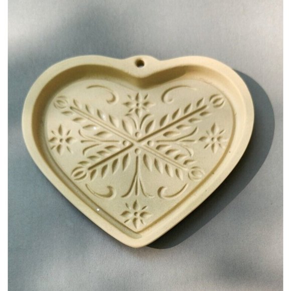 Pampered Chef 2000 Anniversary Heart Cookie Mold - Picture 1 of 10